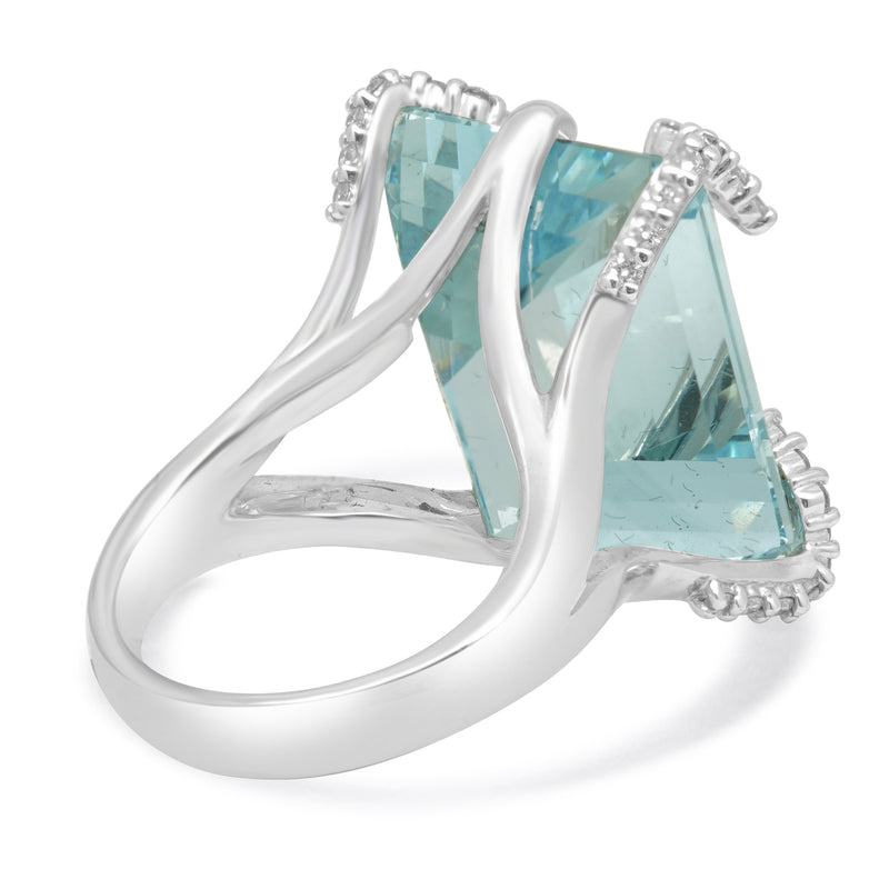 18 Karat White Gold Aquamarine & Diamond Accent Cocktail Ring