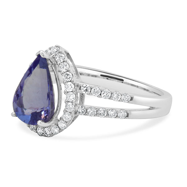 14 Karat White Gold Tanzanite and Diamond Ring
