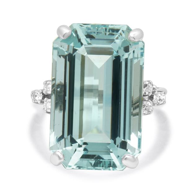 18 Karat White Gold Aquamarine and Diamond Ring
