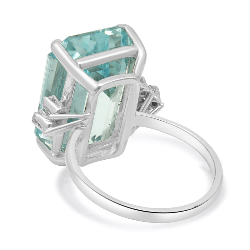 18 Karat White Gold Aquamarine and Diamond Ring