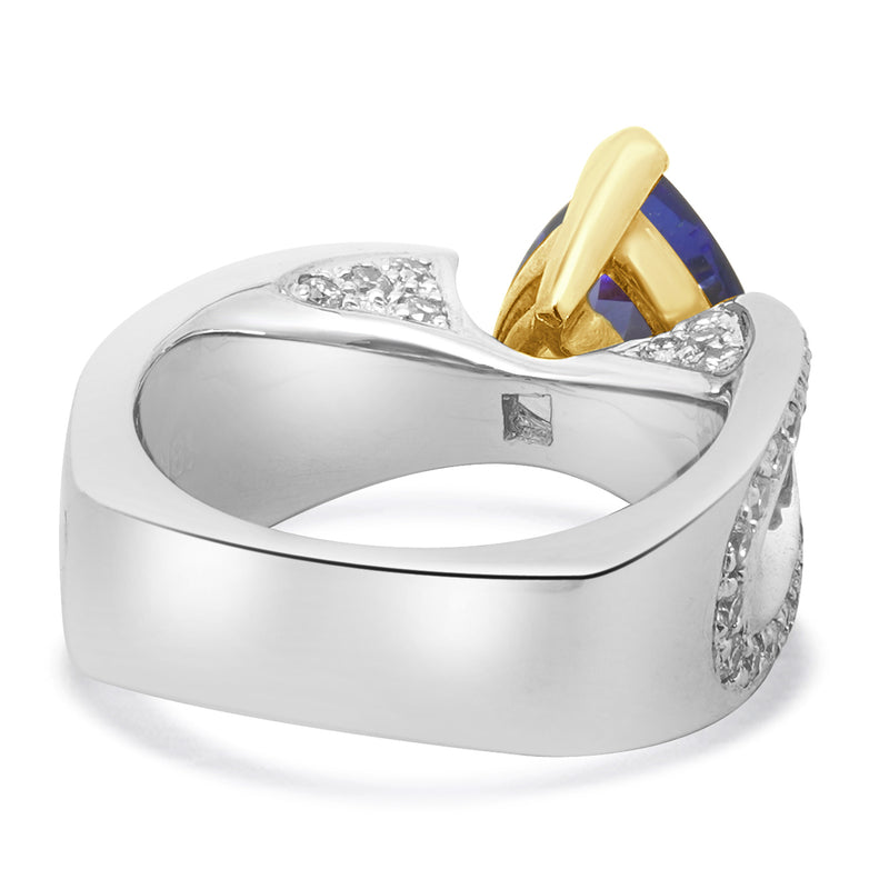 18 Karat Two Tone Tanzanite and Diamond Ring