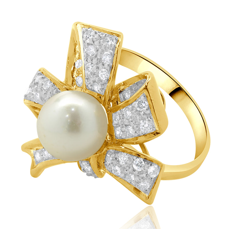 18 Karat Yellow Gold 7MM Pearl and Diamond Vintage Bow Ring