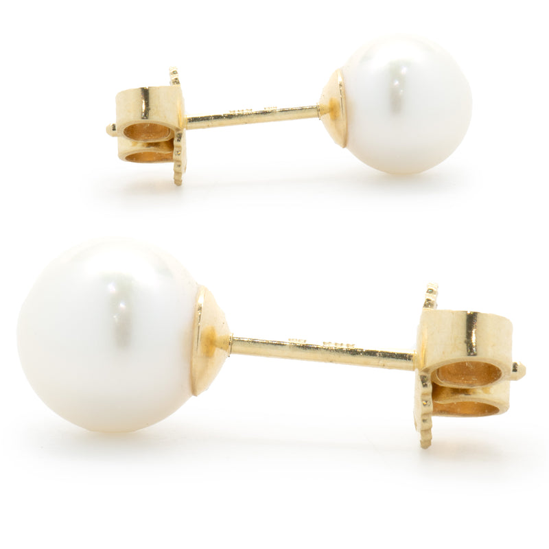 14 Karat Yellow Gold Freshwater Pearl Stud Earrings