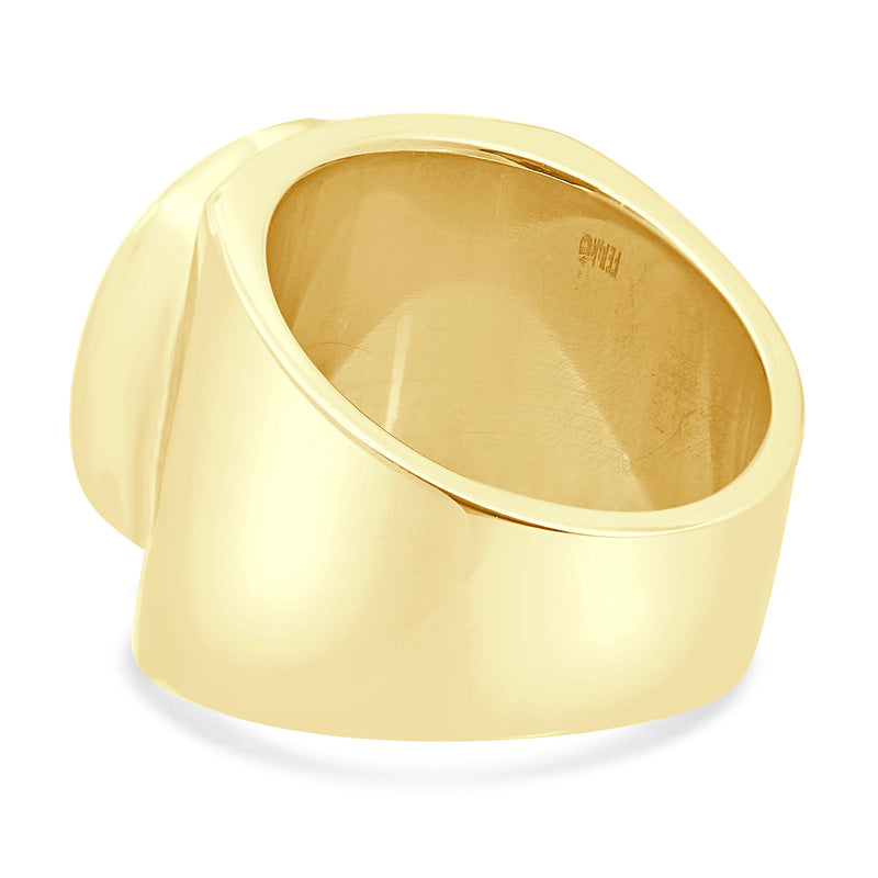 14 Karat Yellow Gold Onyx Ring