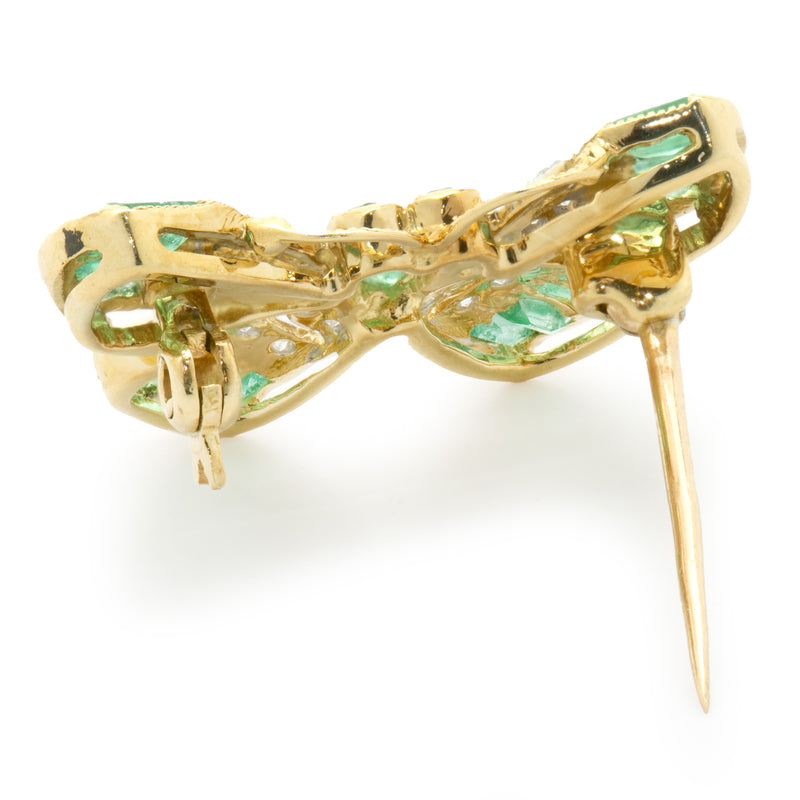 18 Karat Yellow Gold Vintage Emerald and Diamond Butterfly Pin