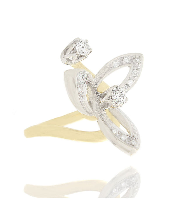 Open Leaf Motif Diamond Bypass Ring in Gold