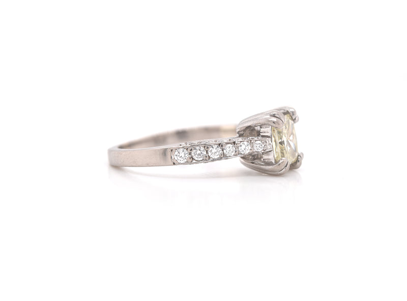 18k White Gold 0.75ct Radiant Diamond Engagement Ring