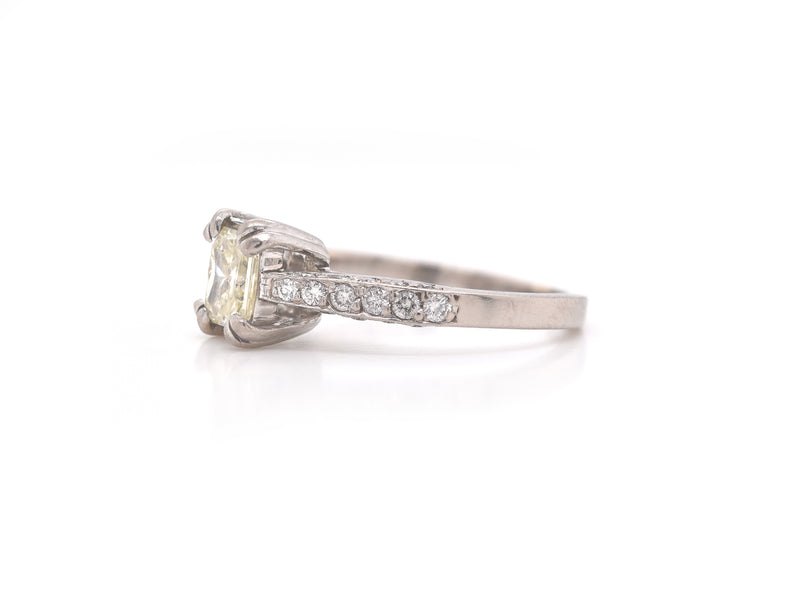 18k White Gold 0.75ct Radiant Diamond Engagement Ring