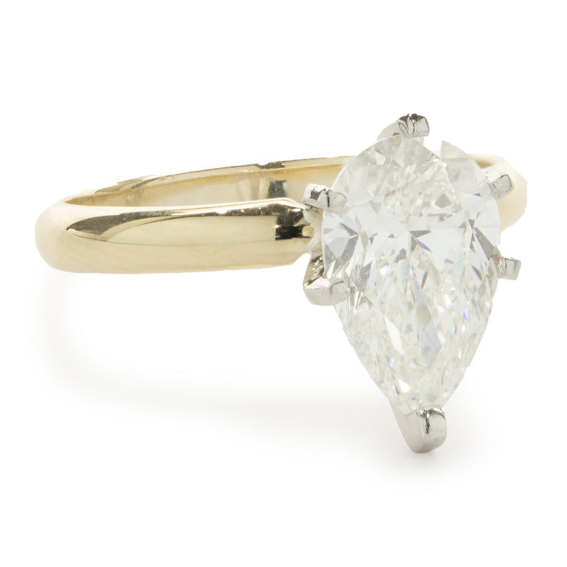 14 Karat Yellow Gold Pear Cut Diamond Engagement Ring (Lab Grown)