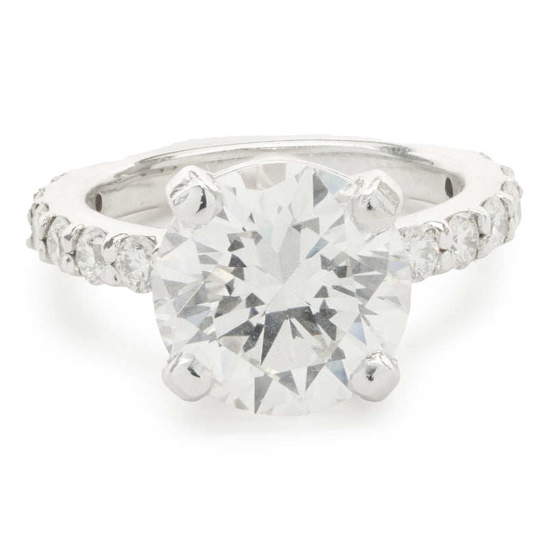 14 Karat White Gold Round Brilliant Cut Diamond Engagement Ring