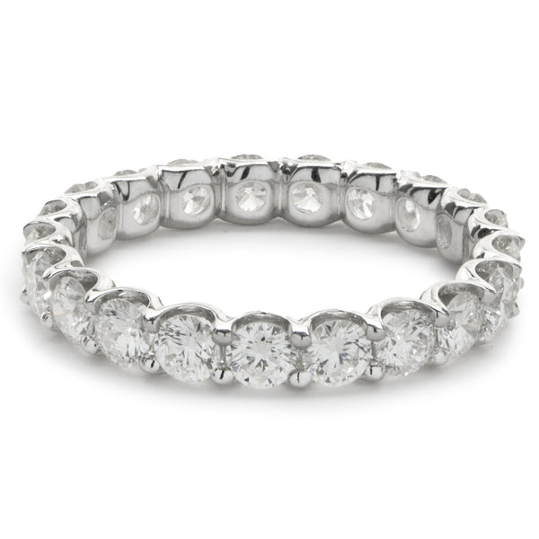 14 Karat White Gold Round Brilliant Cut Diamond Eternity Band