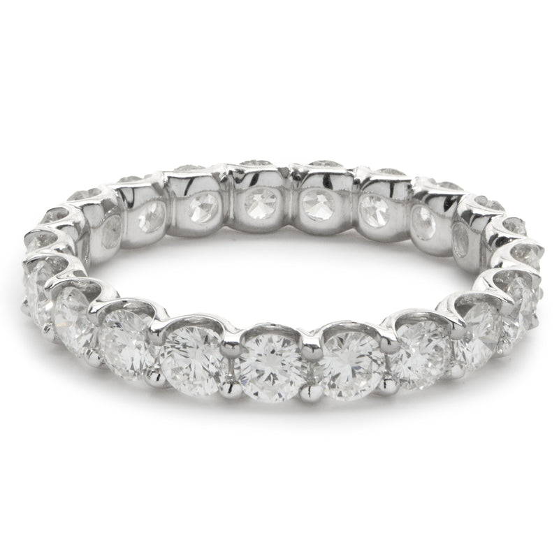 14 Karat White Gold Round Brilliant Cut Diamond Eternity Band