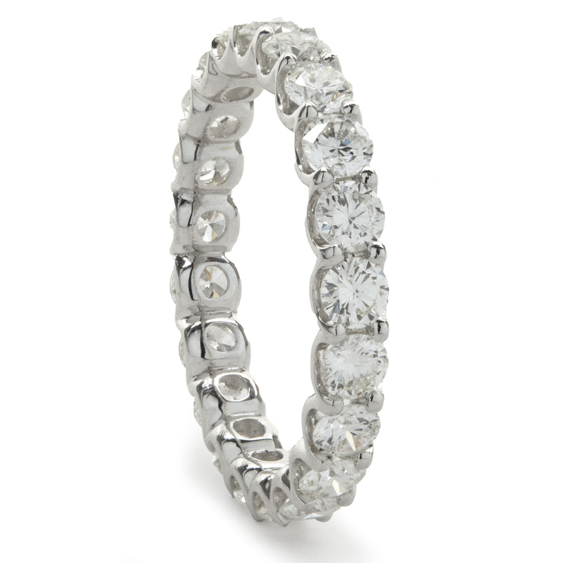 14 Karat White Gold Round Brilliant Cut Diamond Eternity Band