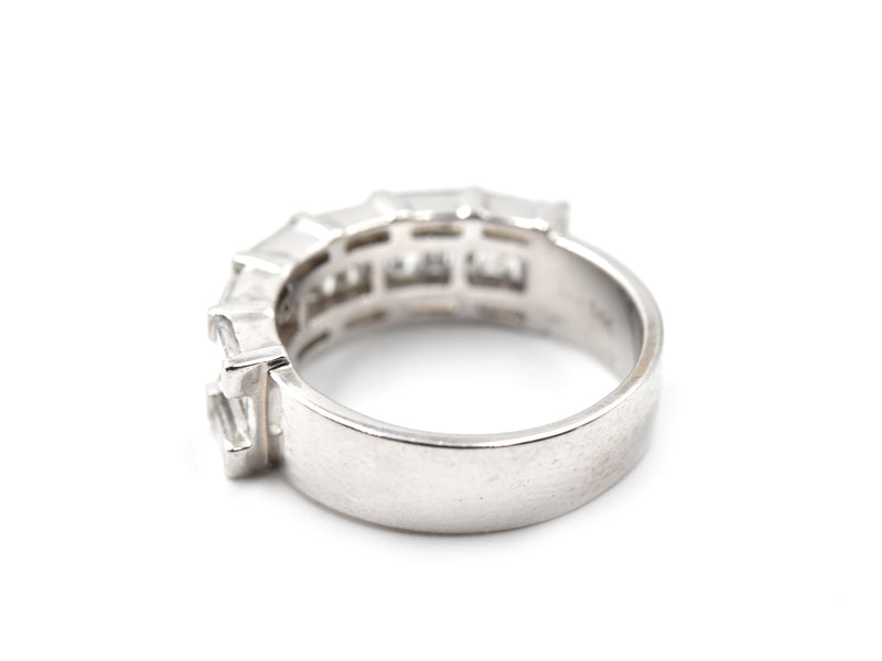 14k White Gold Diamond Band