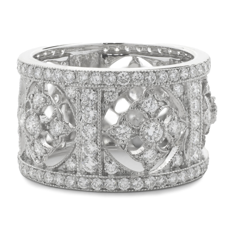 18 Karat White Gold Diamond Maltese Cross Cigar Band