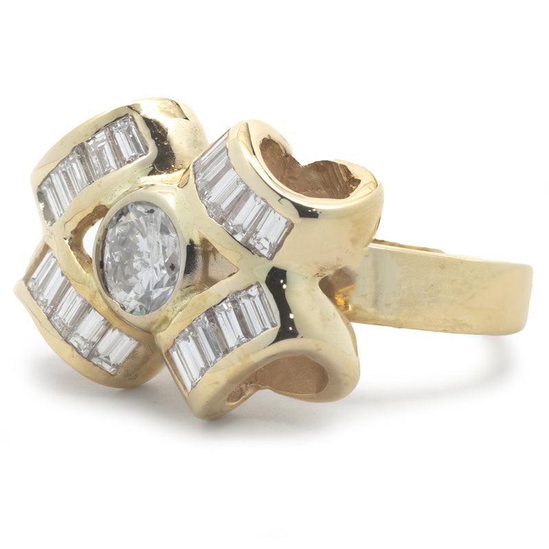 18 Karat Yellow Gold Diamond Bow Ring