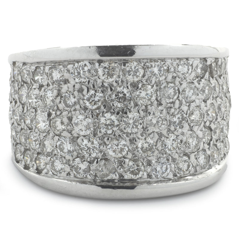 18 Karat White Gold Diamond Fashion Ring