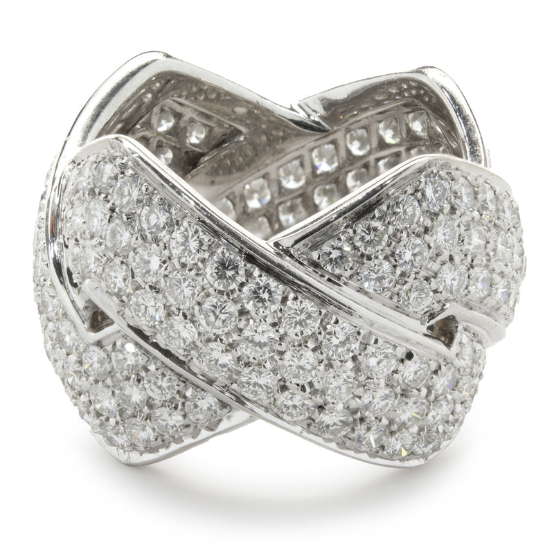 18 Karat White Gold Pave Diamond Z Crossover Band