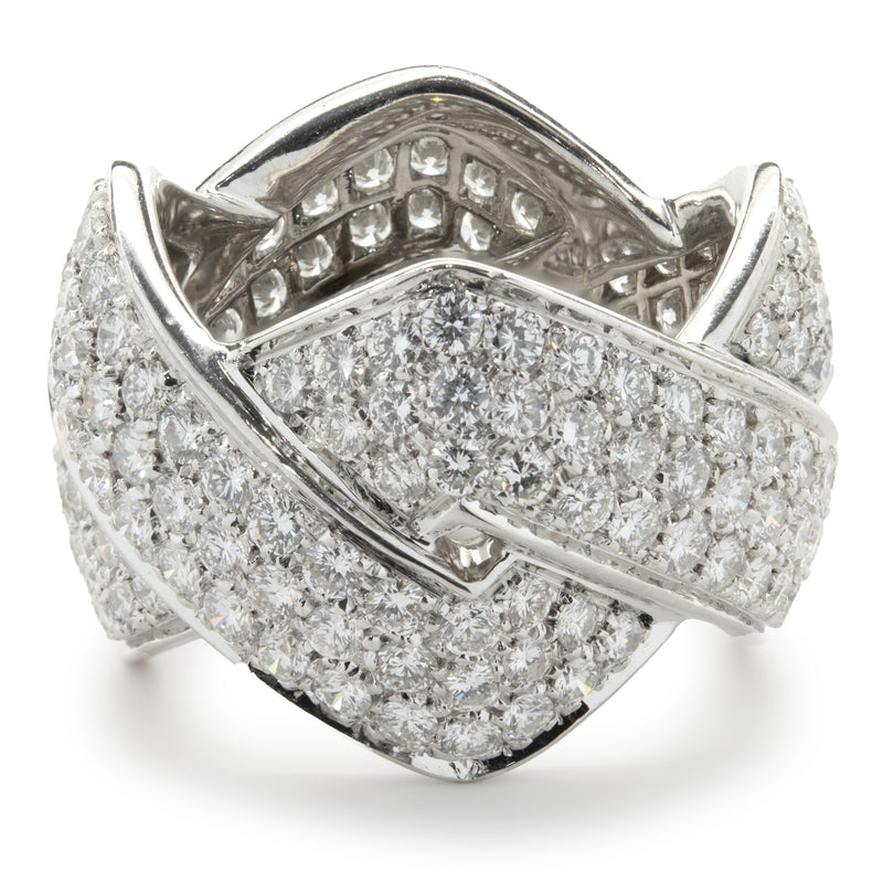 18 Karat White Gold Pave Diamond Z Crossover Band