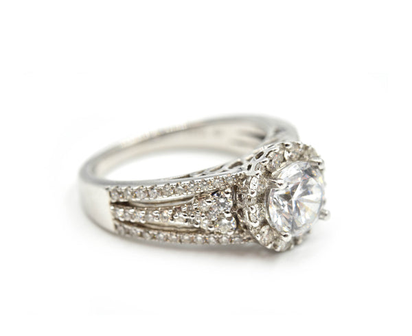 0.83 Carats Diamond & Cubic Zirconia Gregg Ruth 18k White Gold Semi-Mount Ring