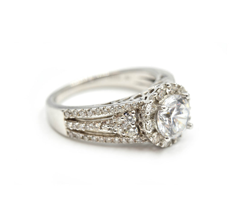 0.83 Carats Diamond & Cubic Zirconia Gregg Ruth 18k White Gold Semi-Mount Ring
