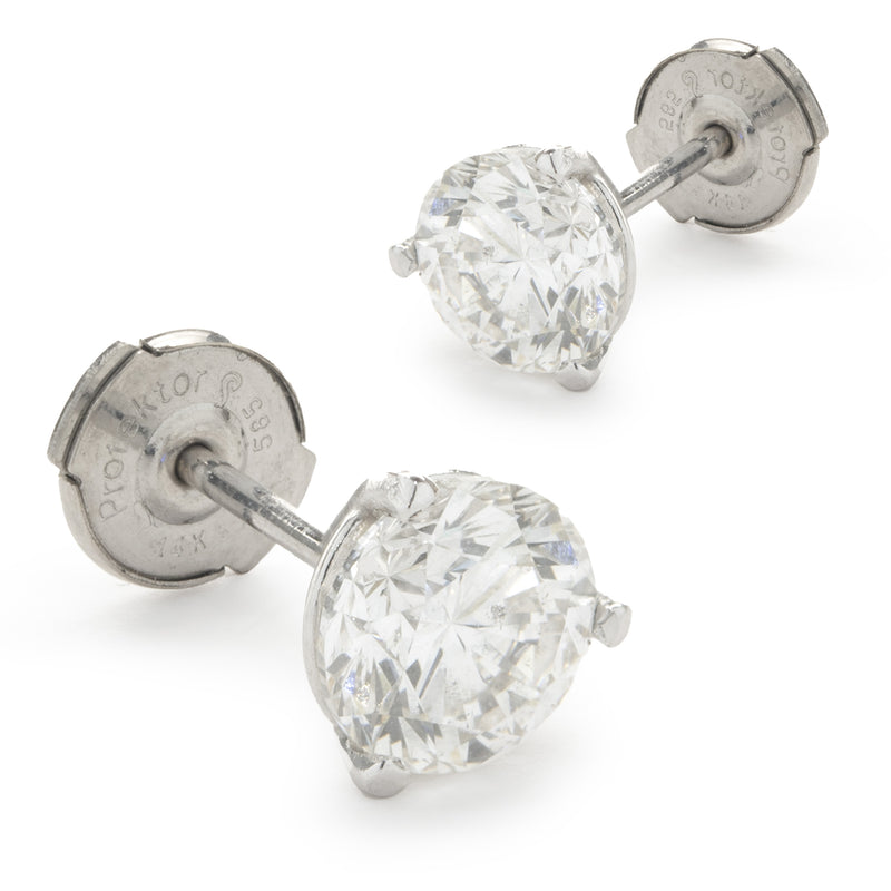 14 Karat White Gold Round Brilliant Cut Diamond Stud Earrings