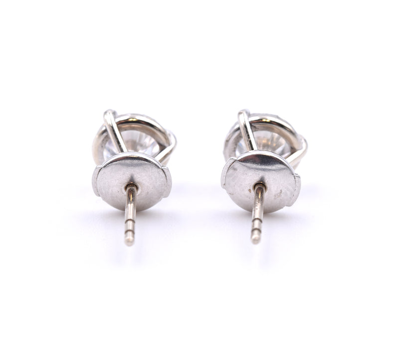 14k White Gold Diamond Stud Earrings