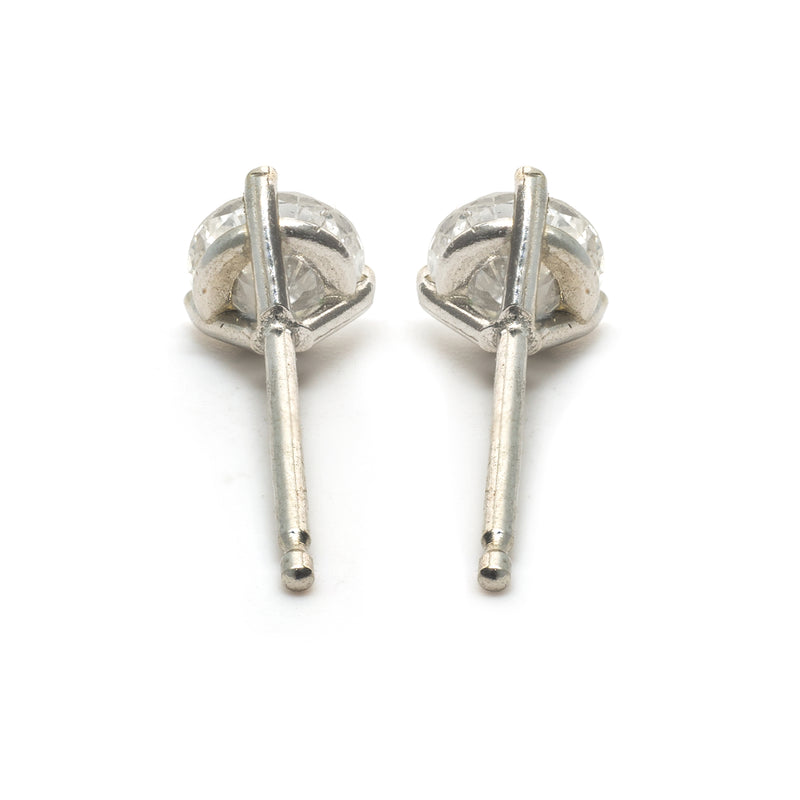 14 Karat White Gold Diamond Stud Earrings