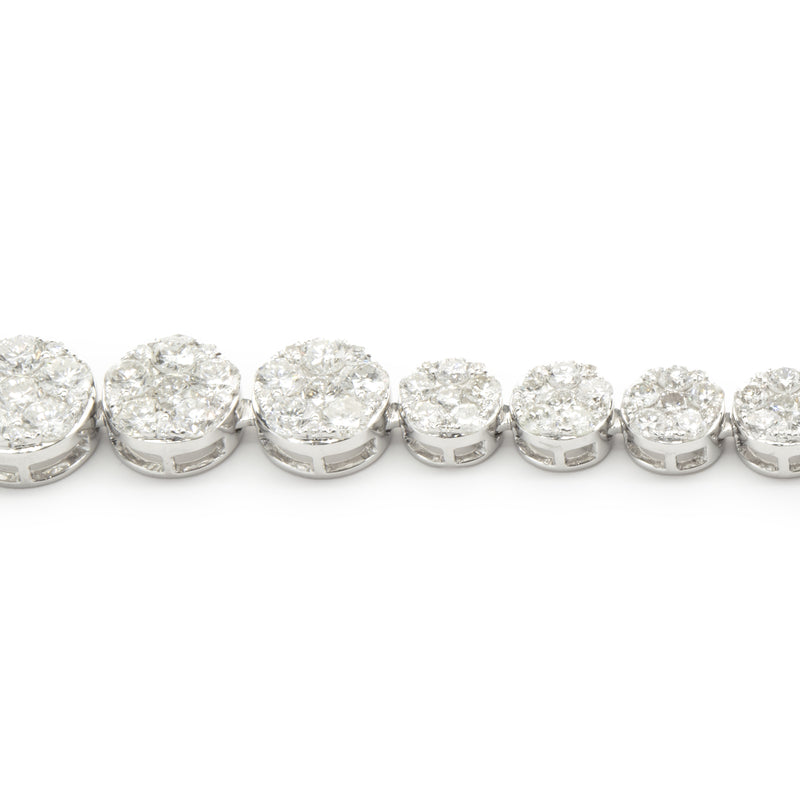 18 Karat White Gold Pave Diamond Graduated Collar Necklace