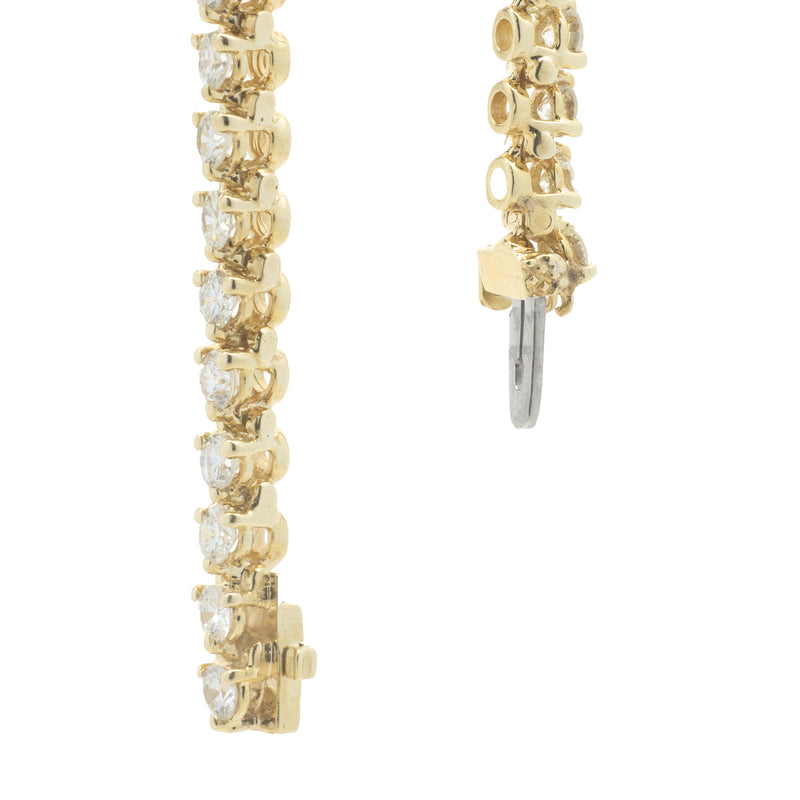 14 Karat Yellow Gold Diamond Tennis Bracelet