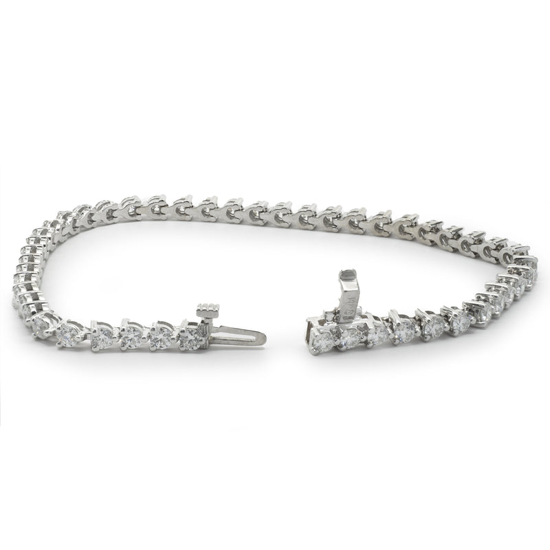 14 Karat White Gold Three Prong Diamond Tennis Bracelet