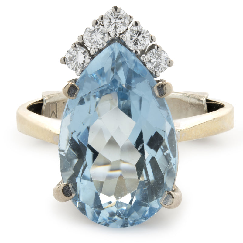 14k White Gold Diamond and Aquamarine Ring