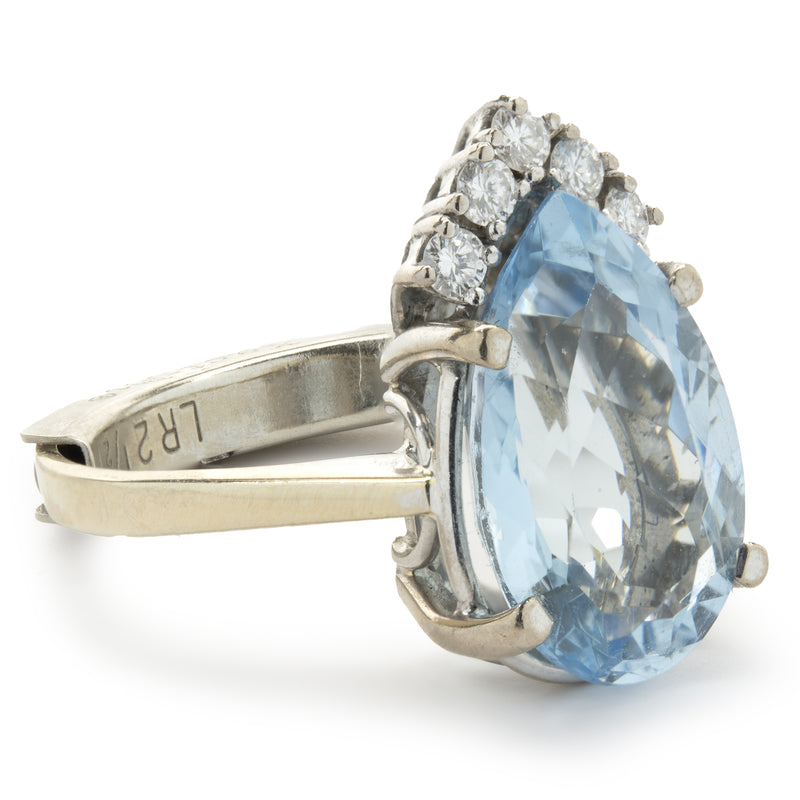 14k White Gold Diamond and Aquamarine Ring