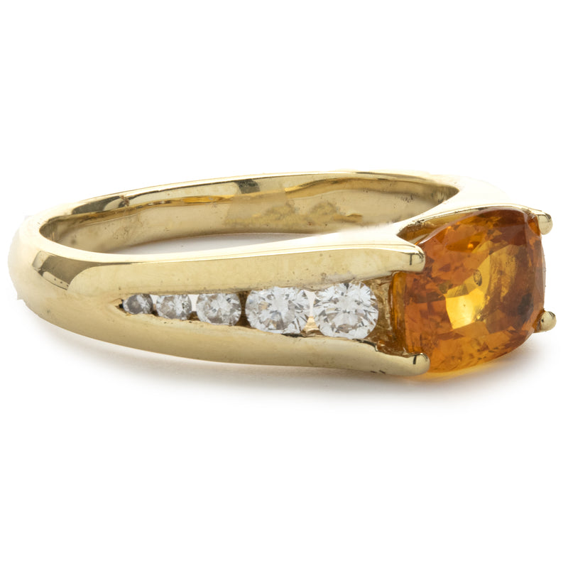 18 Karat Yellow Gold Golden Sapphire and Diamond Ring