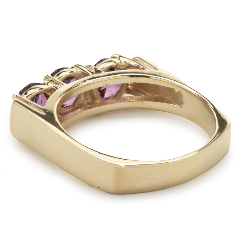 14 Karat Yellow Gold Grape Garnet Ring