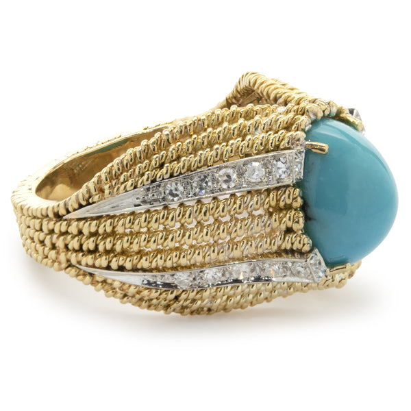18 Karat Yellow Gold Persian Turquoise and Diamond Ring