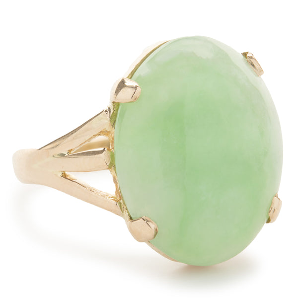 14 Karat Yellow Gold Vintage Jade Ring