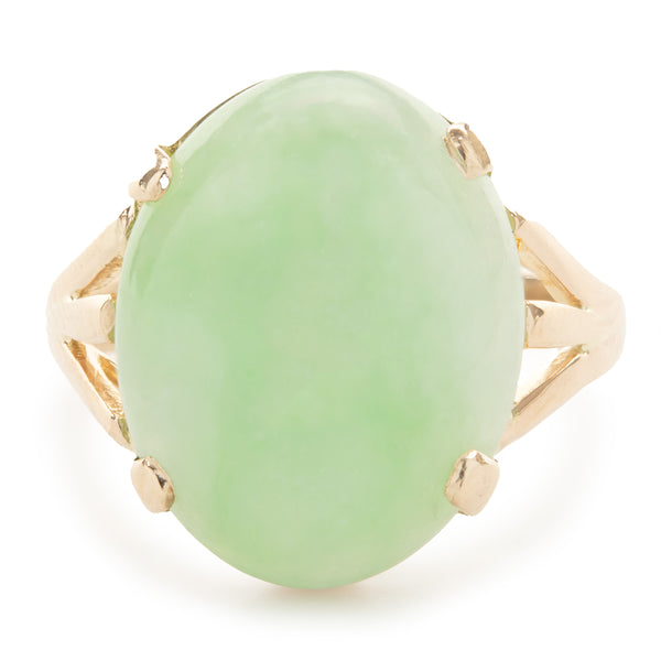 14 Karat Yellow Gold Vintage Jade Ring