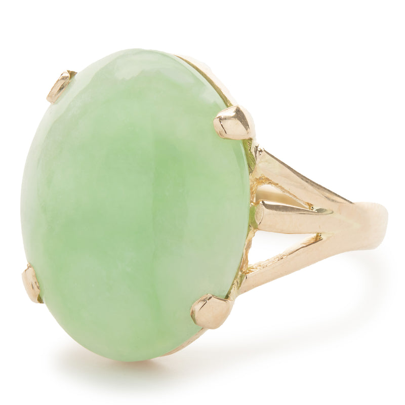 14 Karat Yellow Gold Vintage Jade Ring