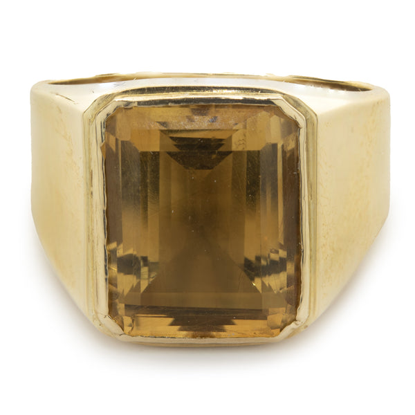 18 Karat Yellow Gold Citrine Ring