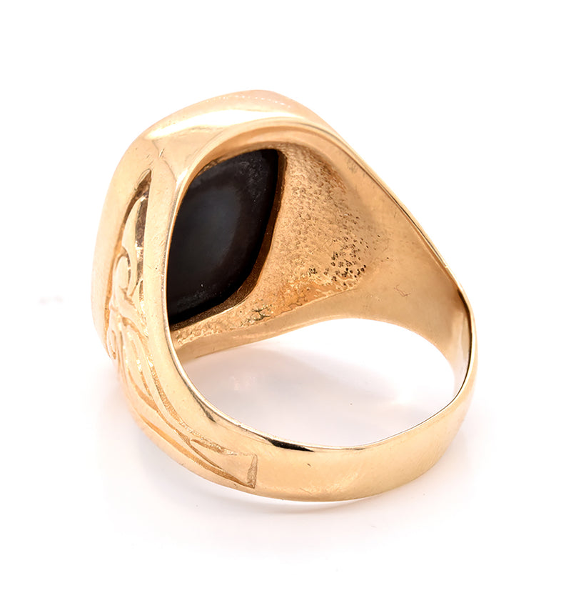14 Karat Yellow Gold Vintage Black Onyx Signet Ring
