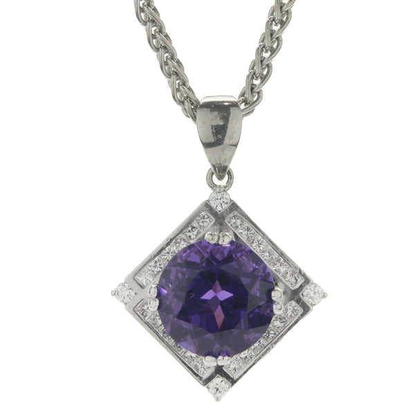 18 Karat White Gold Amethyst and Diamond Necklace
