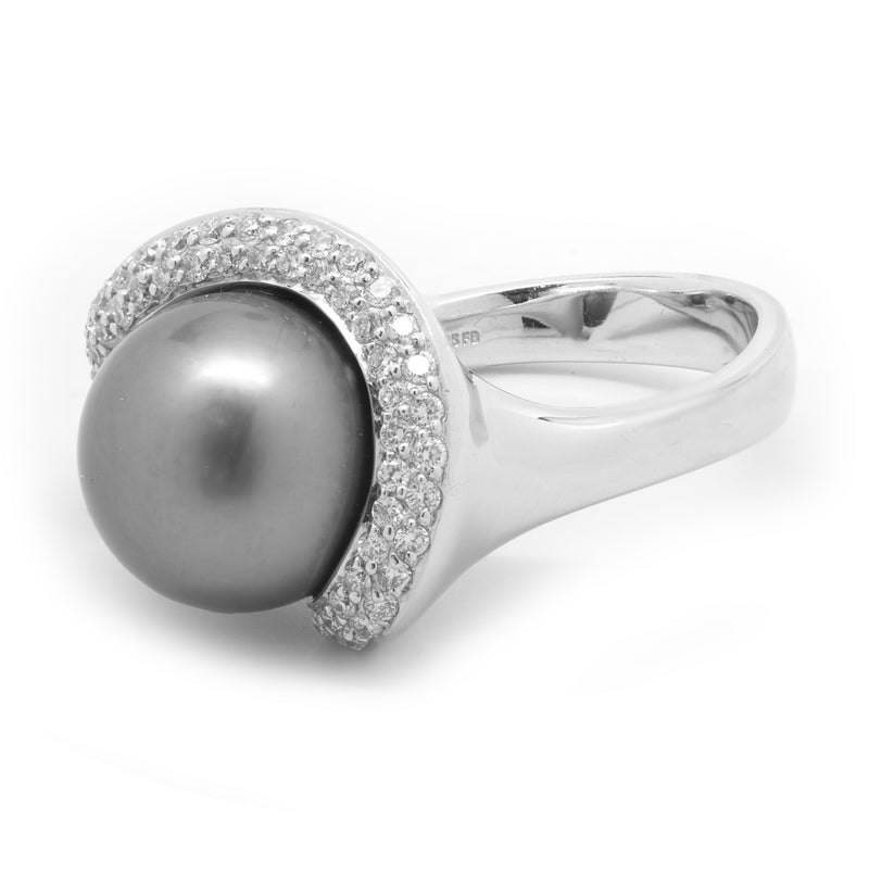 14 Karat White Gold Tahitian Pearl and Diamond Ring