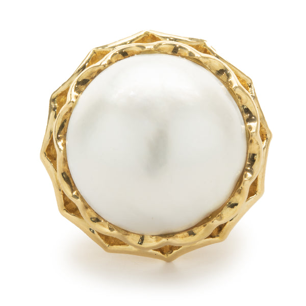 18k Yellow Gold Mabe Pearl Ring with Geometric Bezel