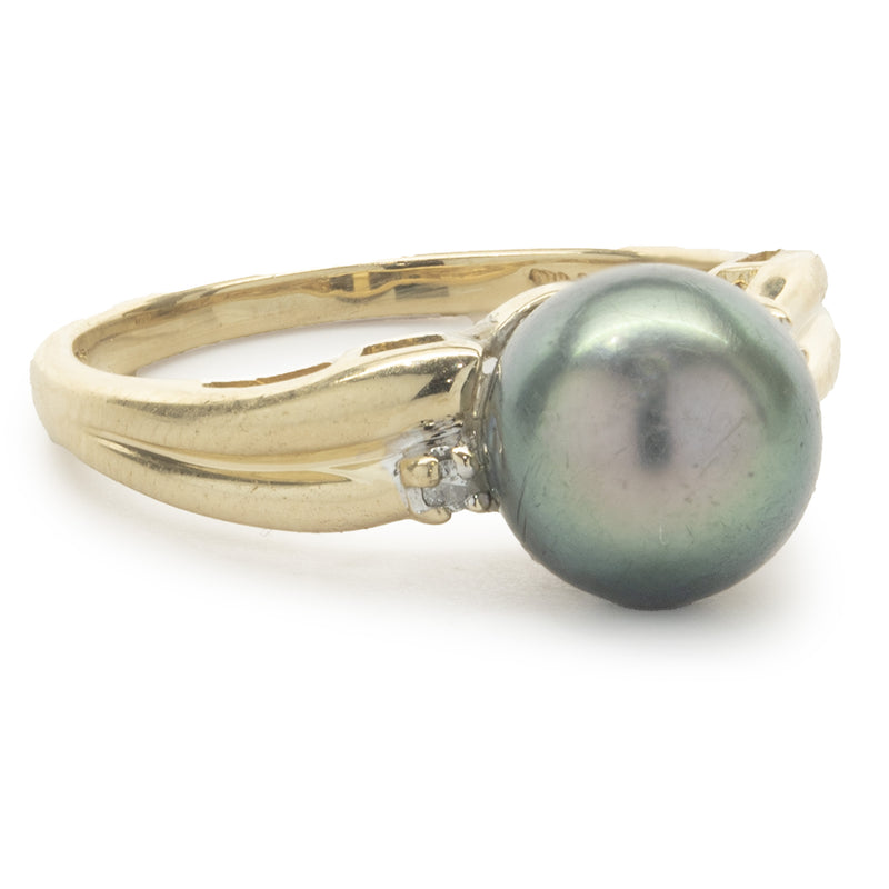 14 Karat Yellow Gold Tahitian Pearl and Diamond Ring
