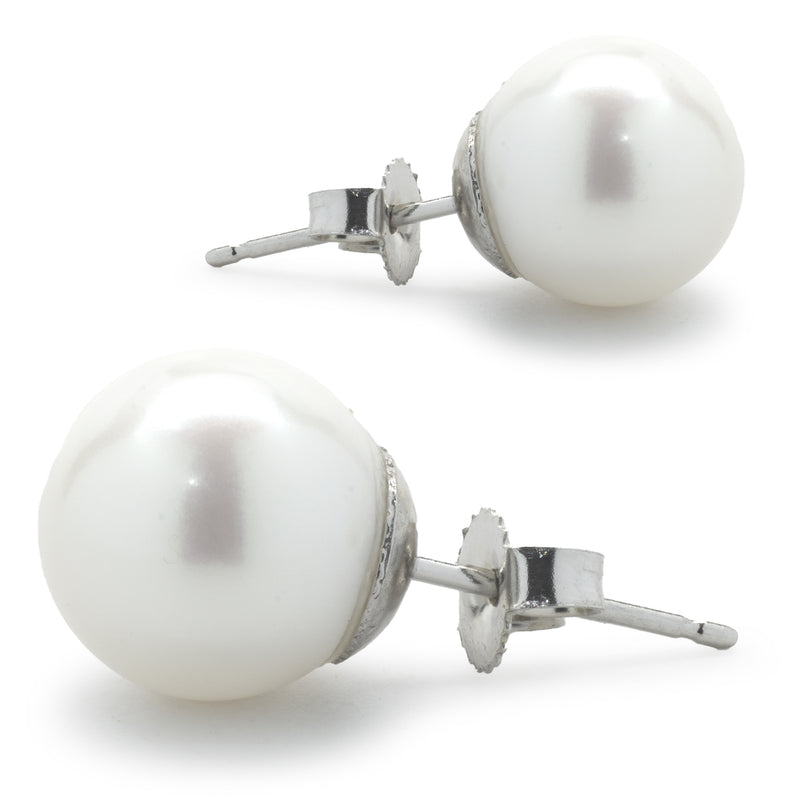 14 Karat White Gold Cultured Freshwater Pearl Studs
