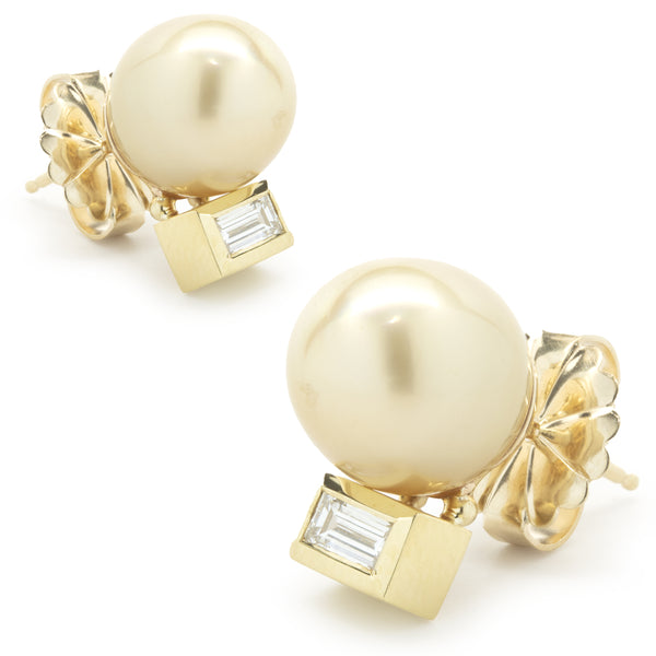 14 Karat Yellow Gold Golden Pearl and Diamond Stud Earrings
