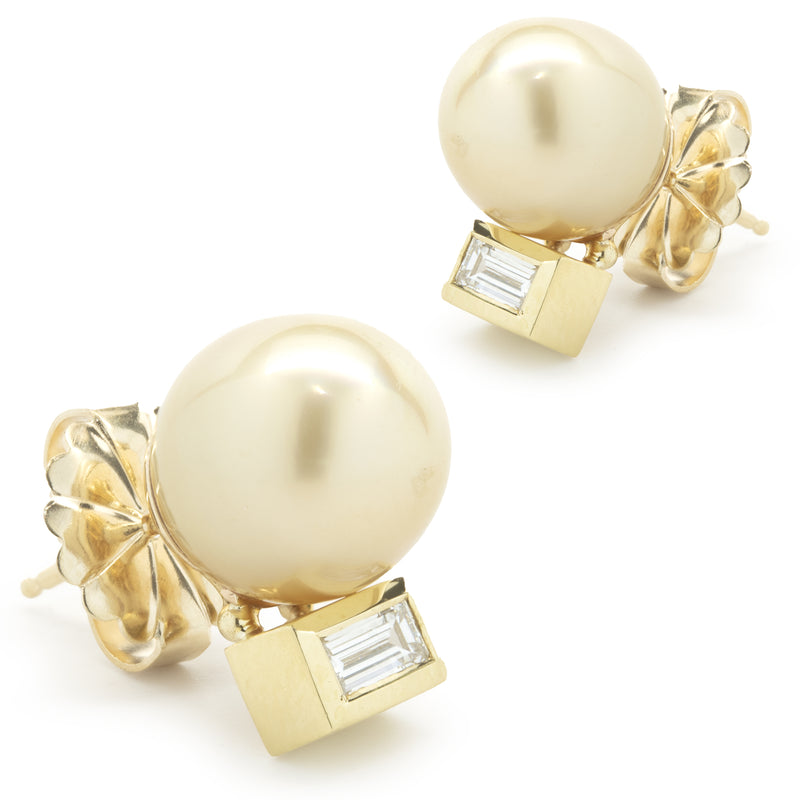 14 Karat Yellow Gold Golden Pearl and Diamond Stud Earrings