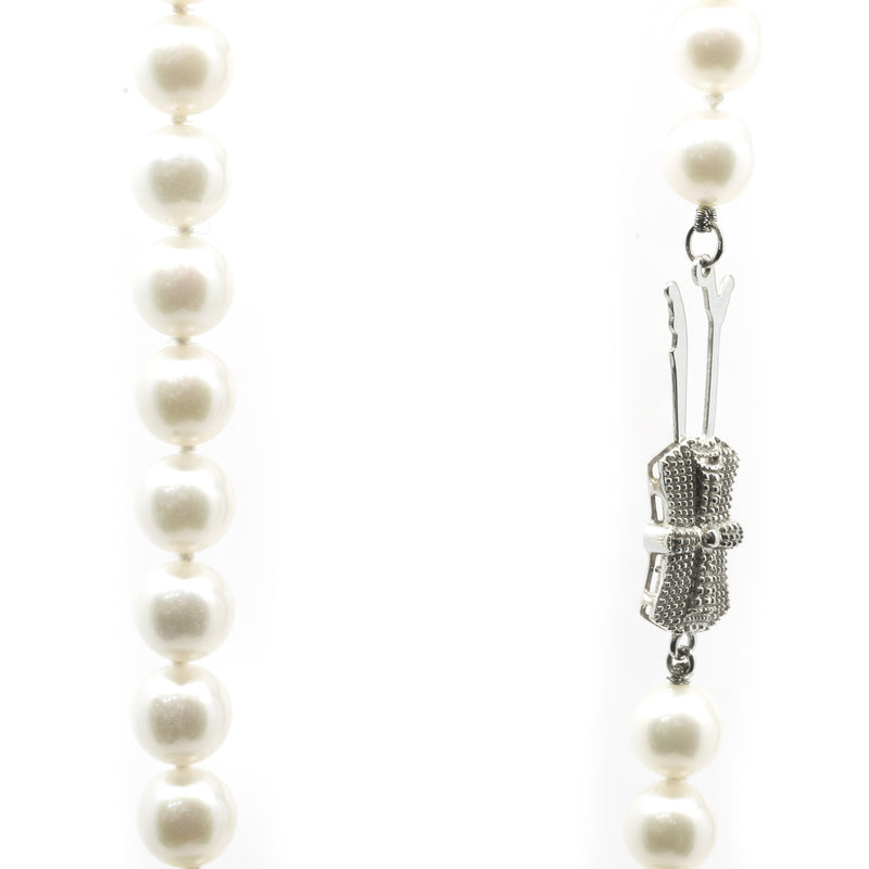 14 Karat White Gold Cultured Fresh Water Pearl Necklace