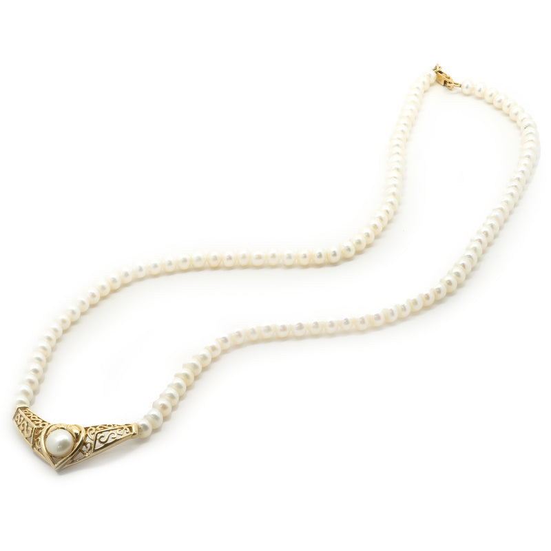 10 Karat Yellow Gold Vintage Potato Pearl Collar Necklace
